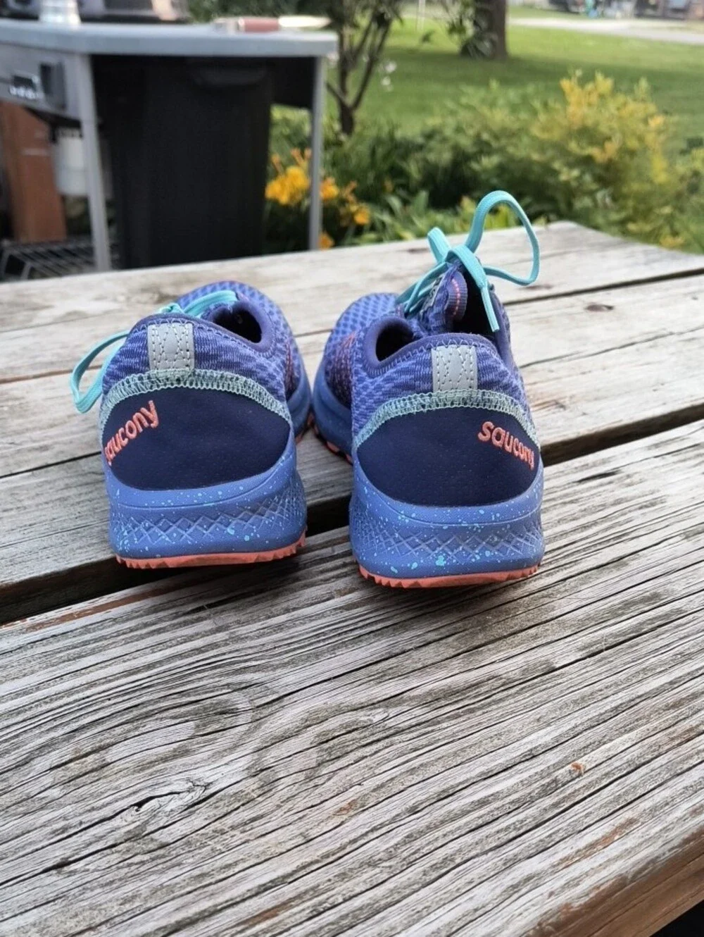 Saucony Running Shoes Women's Size 11 EUC